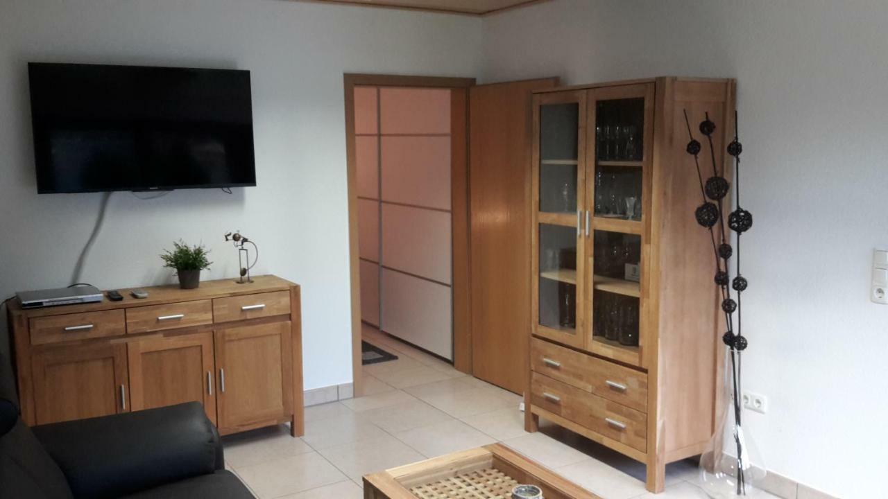 Apartamento Froschkoenig Mit Teichblick Trendelburg Exterior foto